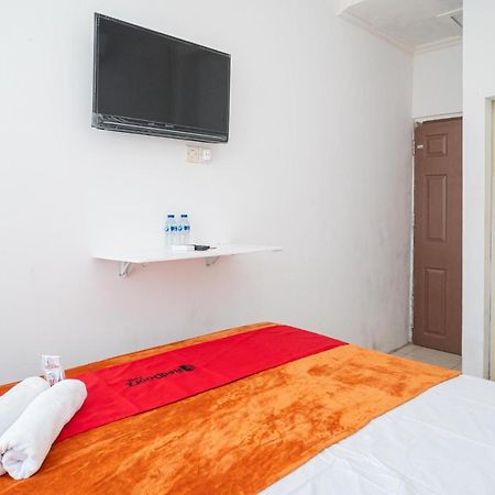 Hotel Reddoorz @ Aralia Harapan Indah Pulokendal Exteriér fotografie